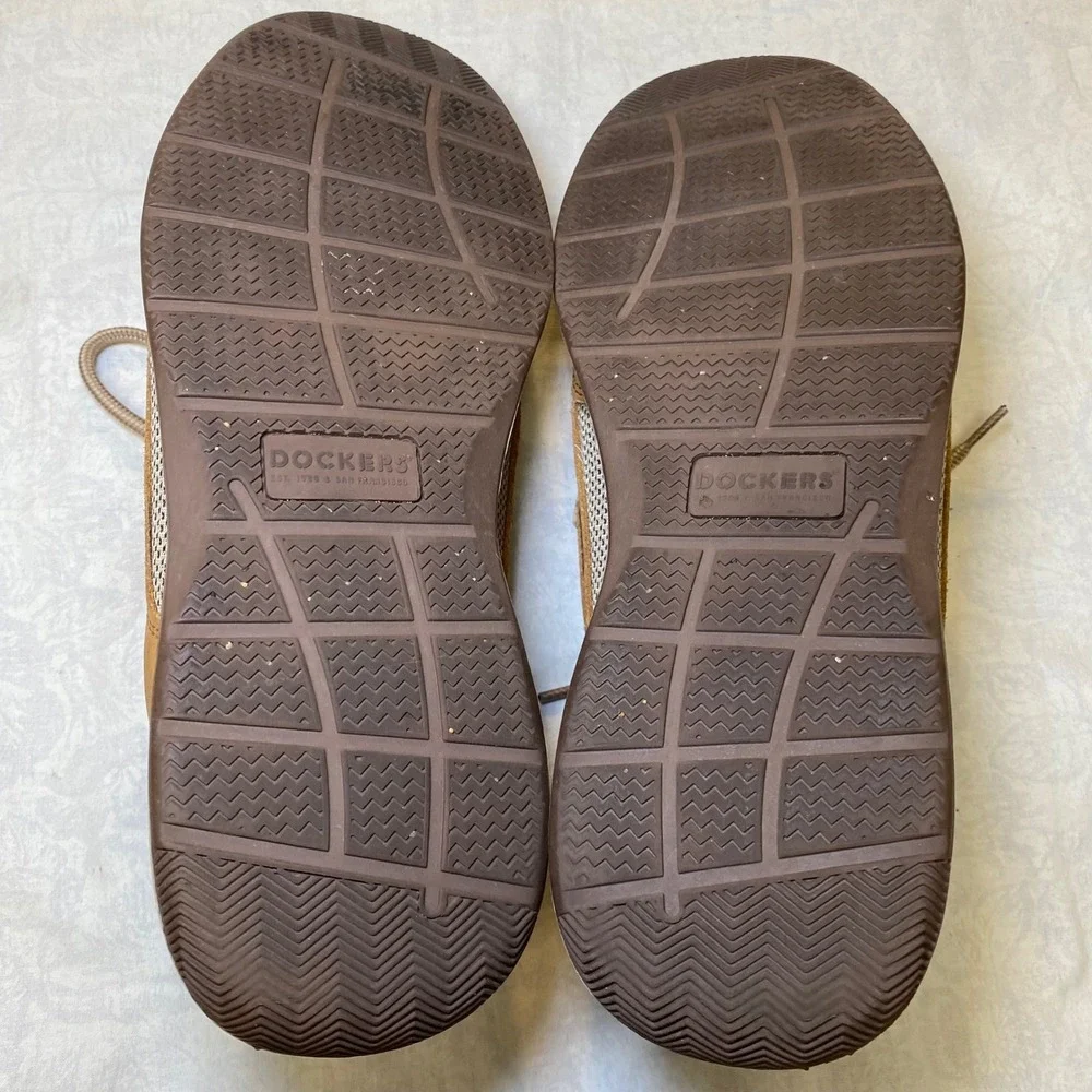 Dockers Mens 8W Tan Leather Boat Shoes Lace Up Casual Deck Shoes